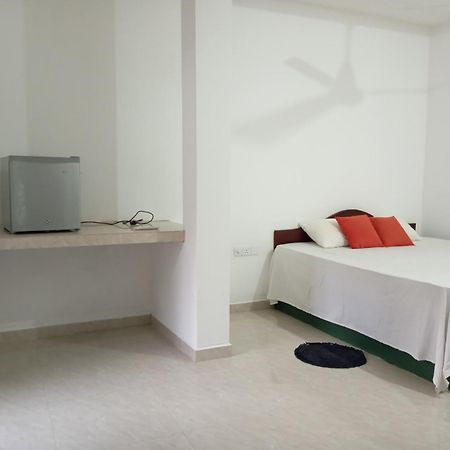 Villa Sidu Induruwa Exteriör bild